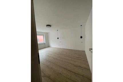 2,5 Zimmer Wohnung - 750,00&nbsp;EUR Kaltmiete, ca.&nbsp; 85,00&nbsp;m&sup2; in Neuhaus an der Pegnitz (PLZ: 91284)