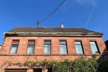 Haus zum Kaufen in Neustadt-Diedesfeld 245.000,00 € 210 m²