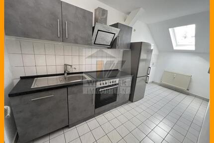 Renovierte 4 Zimmer Wohnung mit neuer Einbauküche im Herzen von Weida!