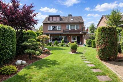 Haus zum Kaufen in Neuss Gnadental 595.000,00 € 132.9 m² - Neuss / Gnadental
