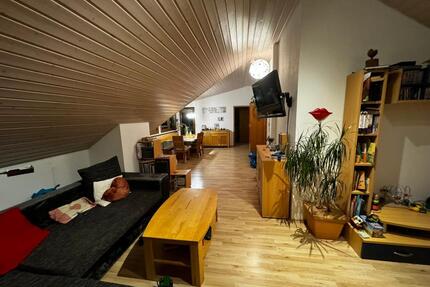 4 Zimmer Dachgeschosswohnung in Ölbronn Dürrn - Ölbronn-Dürrn