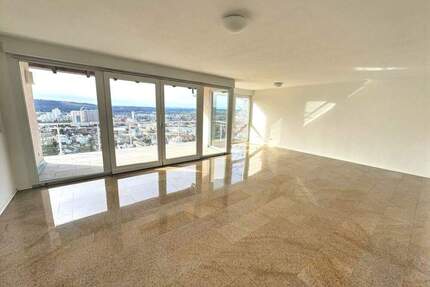 Panoramawohnen über den Dächern von Leonberg - 5,5 Zimmer Wohnung mit traumhaften Ausblick