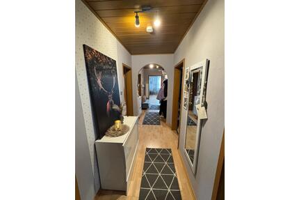 Schöne 4,5 Zimmer Wohnung + Garage + Keller - Bodenfelde