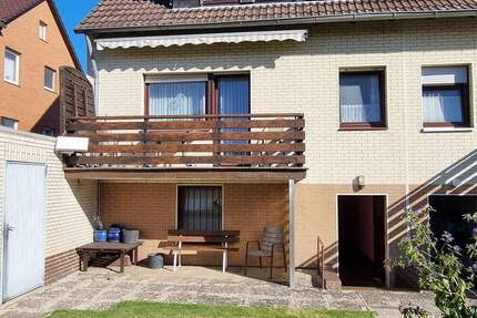 Garbsen OT Osterwald-Unterende ---- Gelegenheit!!! Gepfl. DHH mit schönem Garten und Garage