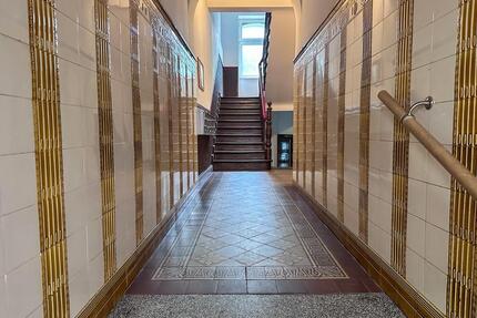Helle 4,5 ZKB in schönem Altbau, Balkon, EBK, Fußbodenheizung - Saarbrücken Neue Bremm