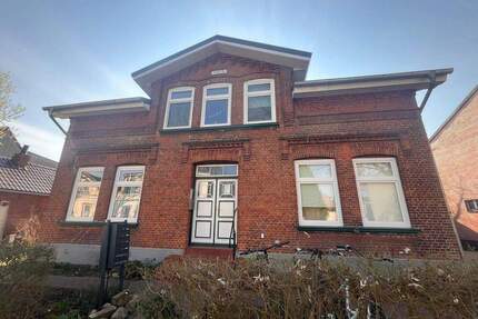 Mehrfamilienhaus mit Mietsteigerung und Ausbaureserve - Elmshorn