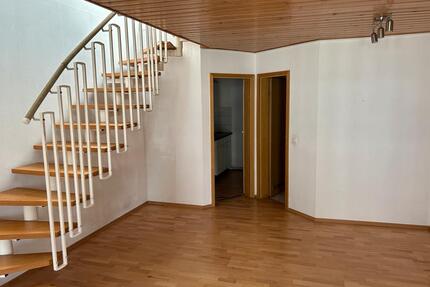 Zu vermieten: Schöne 2-Zimmerwohnung - Weimar (Lahn)