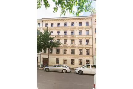 Deine neue Wohnung 2 ZKB + Balkon im 1. OG - Leipzig Ost