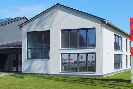 Büro in Günzach 1.250,00 € 151.9 m²