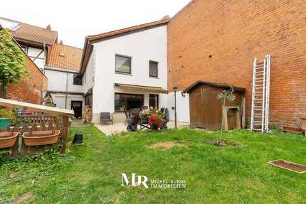 Haus zum Kaufen in Pattensen 290.000,00 € 195.77 m²