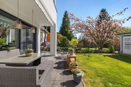Haus zum Kaufen in Hamburg Sasel 679.000,00 € 101 m² - Hamburg / Sasel
