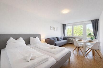 Vollmöbliertes 1 Zi. Apartment Fürstenried (U3) | 33m² | Balkon - München Schwabing-Freimann