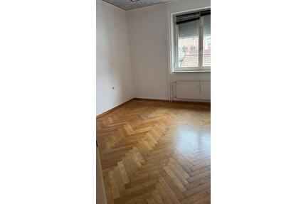 Helle schöne 2 Zimmerwohnung mit Einbauküche zu vermieten - Bad Brückenau