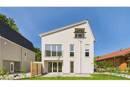 Haus zum Mieten in Traunstein 2.500,00 € 178 m²