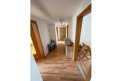 Wohnung 84 qm Innenstadt BRK - 580,00&nbsp;EUR Kaltmiete, ca.&nbsp; 84,00&nbsp;m&sup2; in Bad Brückenau (PLZ: 97769)