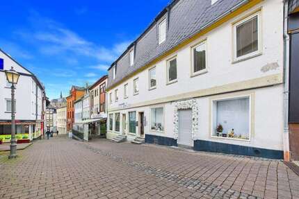 Haus zum Kaufen in Hadamar 280.000,00 € 183.05 m²