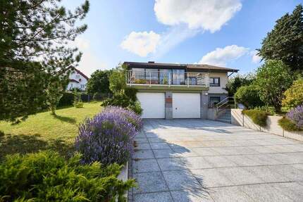 Ein Bungalow zum Verlieben - 495.000,00&nbsp;EUR Kaufpreis, ca.&nbsp; 158,00&nbsp;m&sup2;&nbsp;Wohnfl&auml;che in Weilerbach (PLZ: 67685)