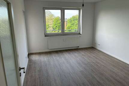Wohnung zum Mieten in Neuss 444,00 € 51.98 m²