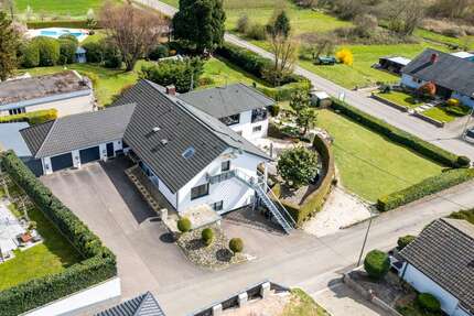 Haus zum Kaufen in Wörth am Rhein Schaidt 1.099.000,00 € 504 m² - Wörth am Rhein / Schaidt