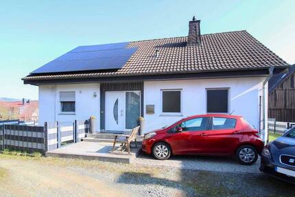 Modernisiertes EFH in Dautphetal-Wolfgruben - Wohnen mit Komfort und Wohlfühlatmosphäre