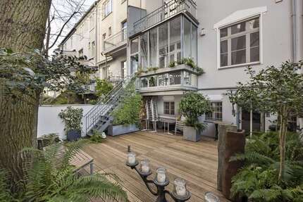 Haus zum Kaufen in Düsseldorf 2.950.000,00 € 228 m²