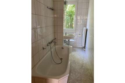 Wohnung zum Mieten in Gera 355,00 € 59.22 m²