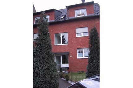 Schöne 2,5 Zimmer Wohnung mit Garage - Oberhausen Biefang