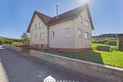 Besonderes Wohnhaus mit tollem Ausblick in ländlicher Idylle! - Biesdorf