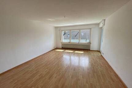 Helle 3-Zimmer-Wohnung mit Balkon in Grenzach-Wyhlen