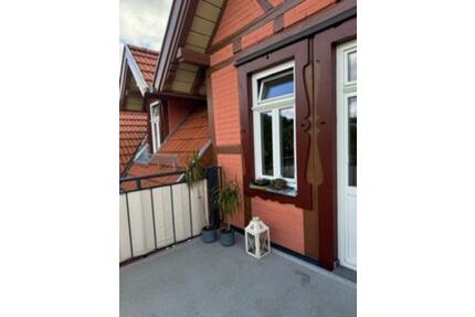 TOP renovierte 3 Zi.-DG Wohnung mit EBK im historischen Denkmal - Bodelshausen