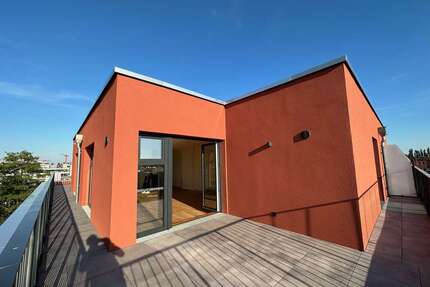 Wohnung zum Mieten in Berlin 2.150,00 € 131.43 m²