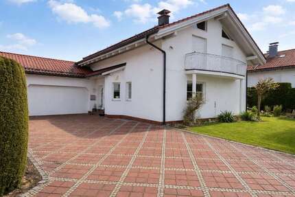 Haus zum Mieten in Bruckmühl 2.100,00 € 146 m²