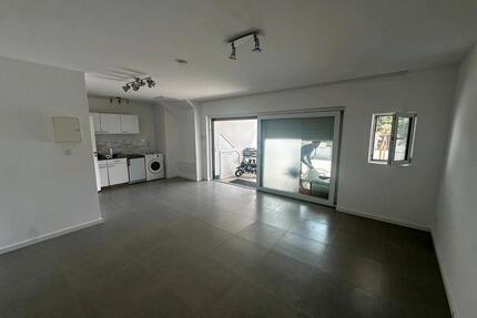 1 Zimmer Wohnung kernsaniert Fußbodenheizung Regendusche Küche - Pforzheim Weststadt