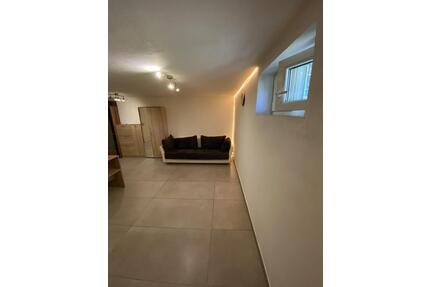 SOFORT EINZIEHEN! Monteurszimmer in Oberneuching – Ideal für Pendler & Handwerker!
