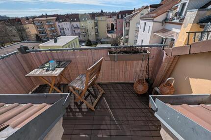 schöne und helle Dachgeschosswohnung mit Balkon & Stellplatz in Meißen