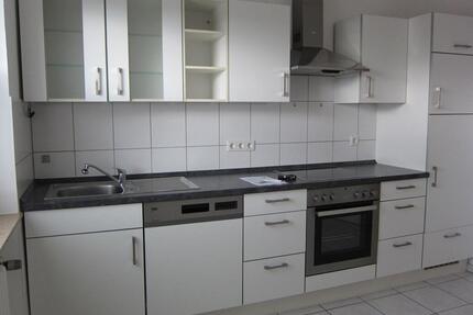 Schöne, geräumige zwei Zimmer Wohnung in Schweinfurt, Bergl
