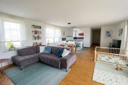 Wohnung zum Mieten in Karlsruhe Neureut 1.720,00 € 144.2 m² - Karlsruhe / Neureut