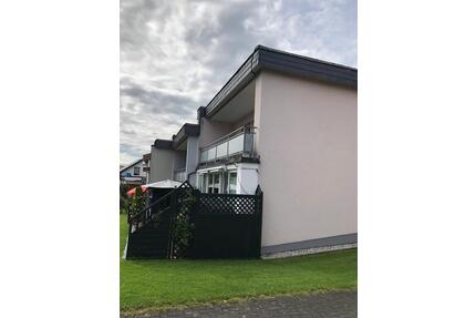 Zweifamilienhaus, Reiheneckhaus in Meschede. 1992. Sehr gute Lage
