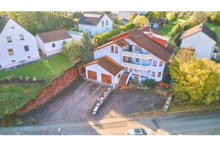 Schickes Wohnhaus mit reichlich Platz und großem Grundstück! - Contwig Stambach