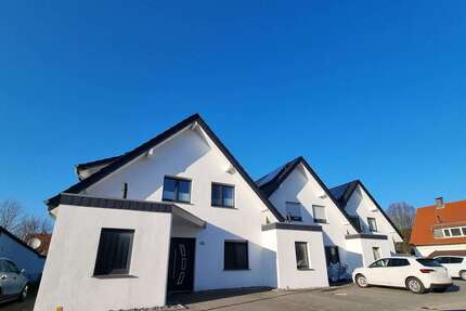 Haus zum Kaufen in Hille 1.250.000,00 € 446.83 m²