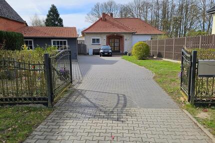 Einfamilienhaus Bungalow ehemalige Schule - Lüchow (Wendland)