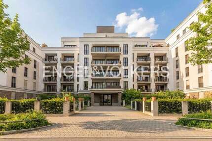 Wohnung zum Kaufen in Frankfurt 1.250.000,00 € 139.51 m²