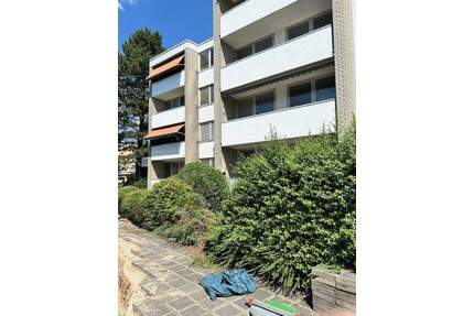 Freie 3-Zimmer-Wohnung mit neuen Fenstern in Nürnberg-Laufamholz – sofort bezugsbereit