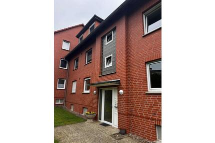 Großzügige 4-Zimmer-Wohnung mit großem Balkon, Garage & Keller - Rinteln