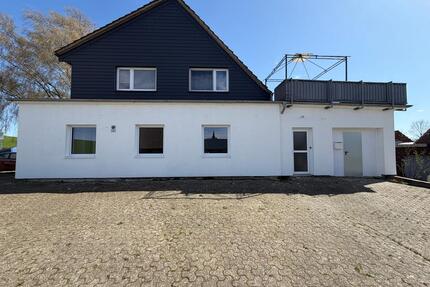 Großzügige 4-Zimmer-Erdgeschosswohnung mit Garten & Stellplatz - Lemwerder