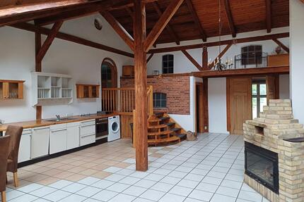 Individuelle Atelierwohng in schönem Resthof - Nahwärmeanschluss - Albersdorf