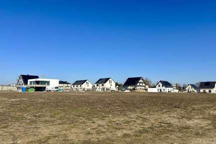 Grundstück zu verkaufen in Taucha 191.315,00 € 461 m²