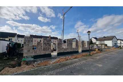 Haus zum Kaufen in Hennef 579.000,00 € 150 m²