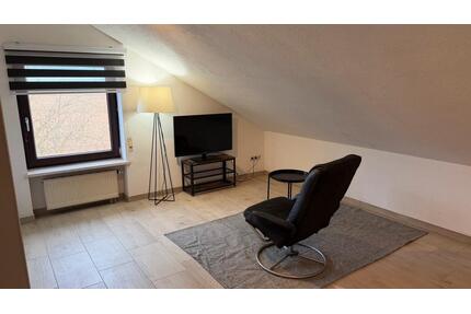 Moderne & helle 2 Zimmer Dachgeschoßwohnung, 40 m² Wohnfläche - Vaterstetten Parsdorf