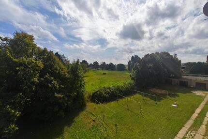 3 Zimmer nähe Demmin , Garage und Garten , ländlich im Grünen - Borrentin